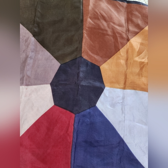 Colorful Geometric Pattern Scarf - Picture 2 of 8